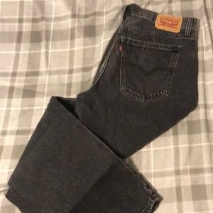 Black Levi’s jeans